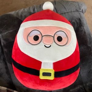 Santa Squishmallow!